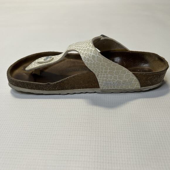 Birkenstock Gizeh Women Slip On Sandals Snake Skin Metallic Size 36 EU / 5 US - Picture 14 of 14